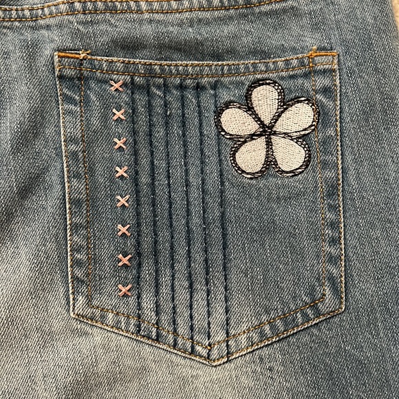 BDG bell bottom jeans size 31 never worn brand new - Picture 3 of 8